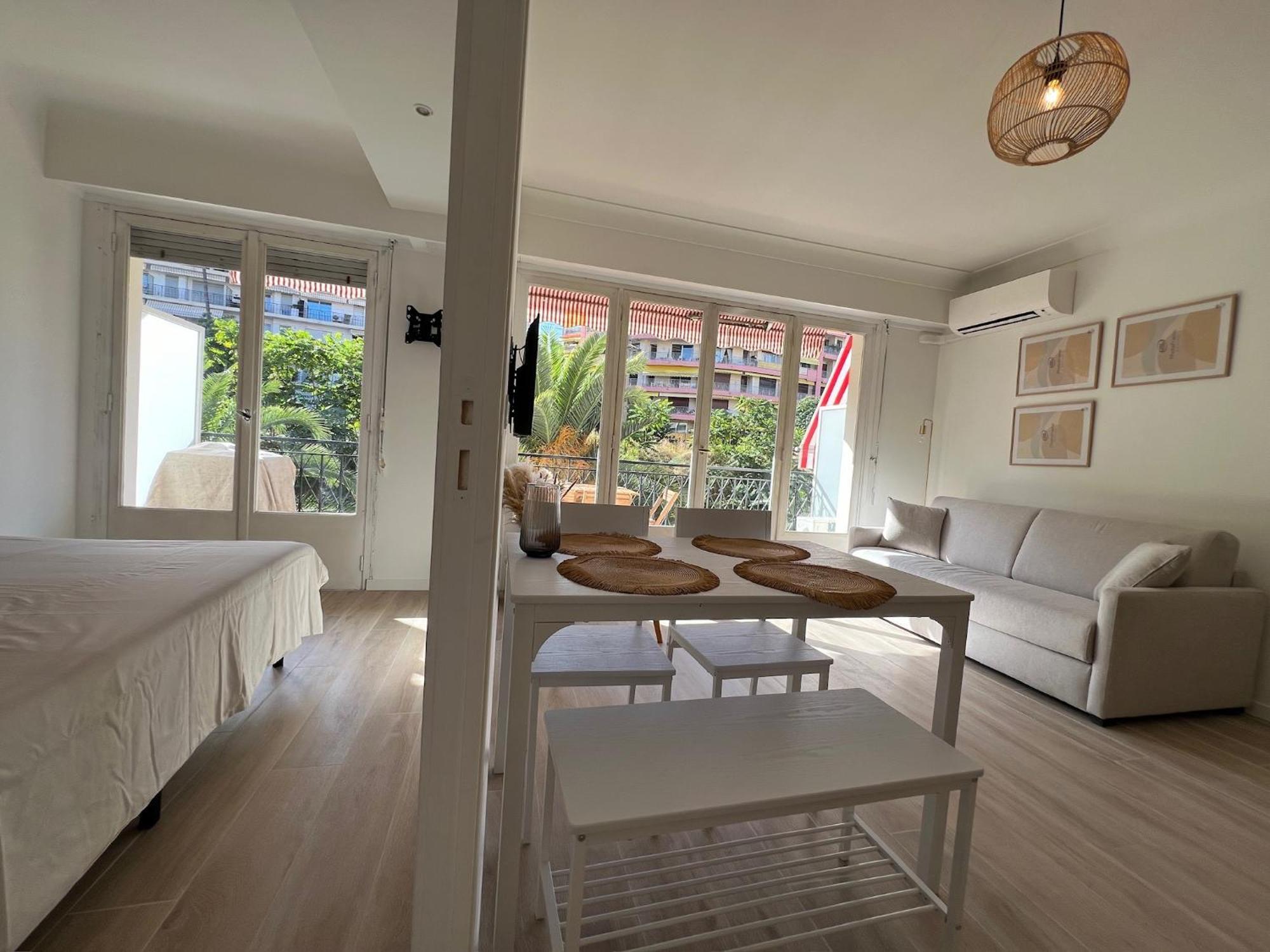 Magnifique T2 Proche Mer Et Ville Refait A Neuf Avec Terrasse Мантон Екстер'єр фото